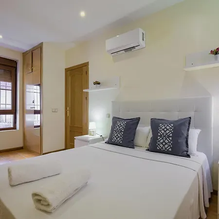 Casona 44 - Apartamento Para 2 Con Wifi, Ac Y Patio Exterior Alcala de Henares Exterior photo