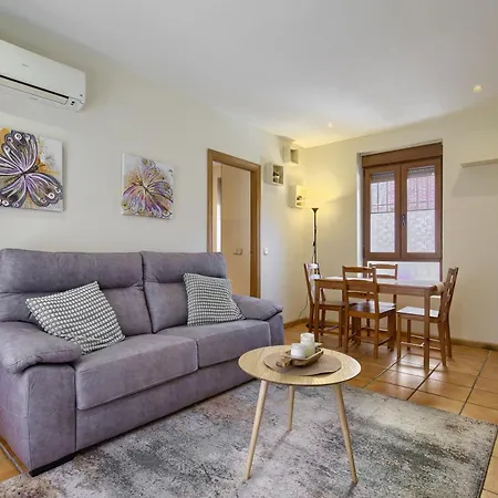 Casona 44 - Apartamento Para 2 Con Wifi, Ac Y Patio Exterior Alcala de Henares Exterior photo